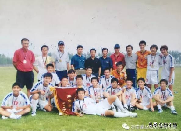 足球球员励志故事中国,足球人物励志故事