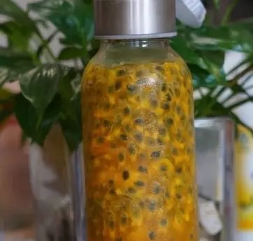 百香果果肉掏出来后长期保存方法,吃不完的百香果怎么做保存最久