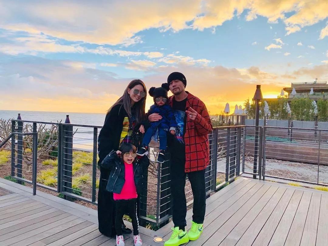 新歌1分钟评论破万！许嵩，这十年你去哪了？