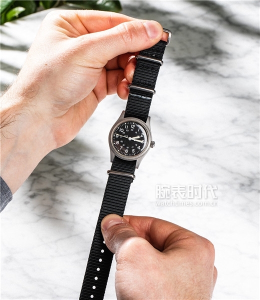 小米手环换表带教程,小米手表x5换表带图解