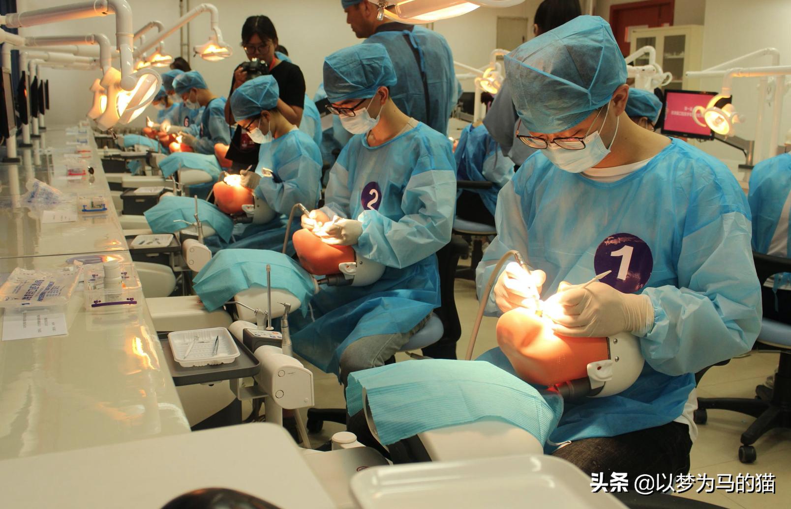 学医选择专业重要还是学校重要,专科生报考医学类什么专业好