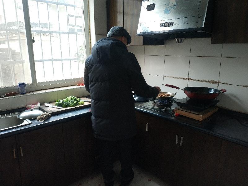 小细胞食管癌抗癌成功案例,爸爸再爱我一次养父得胃癌