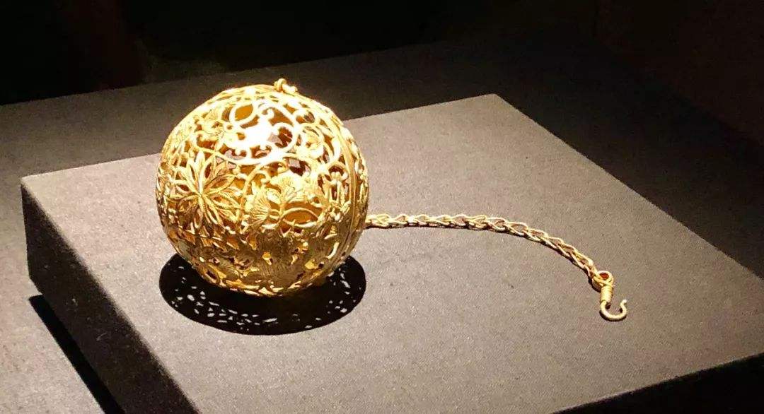 黄霑谈中国文化,古代香熏品香文化