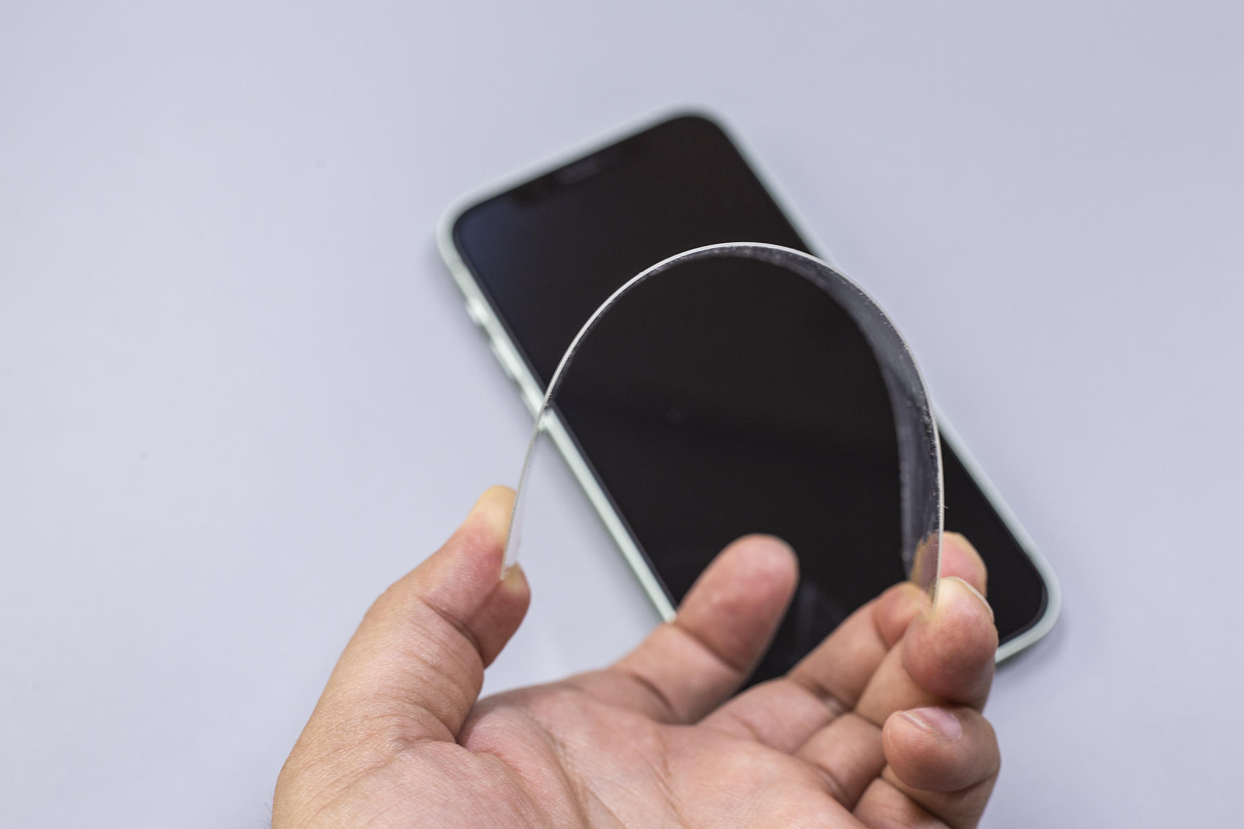 iphone超瓷晶贴膜,iphone超瓷晶玻璃用贴膜吗