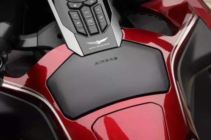 2018本田金翼详解,本田金翼2023款自动挡挡位图介绍