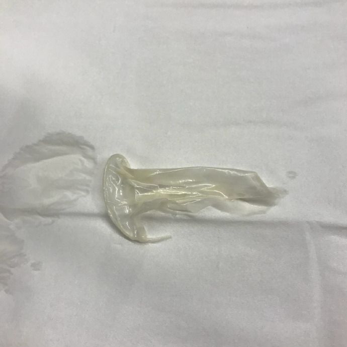 奶茶惊现“套套”喜茶骑手都不背锅!