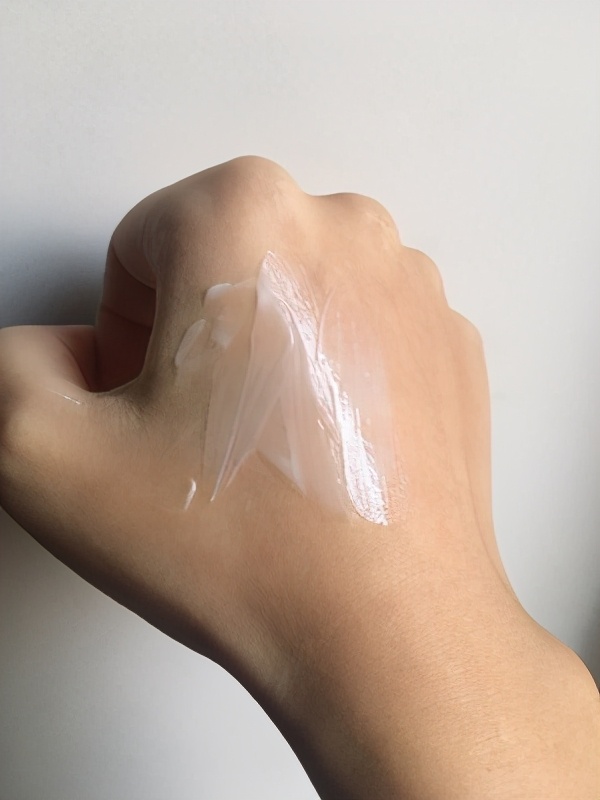 自然堂韩束推荐,自然堂韩束珀莱雅哪个好用