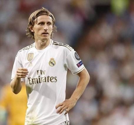 若选世界前5中场节拍器，你会选择谁