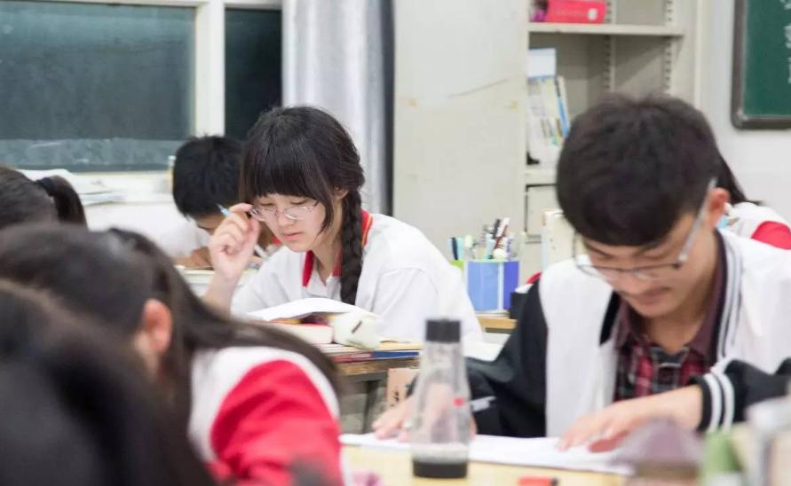 高二开始努力，最终考上好大学，现公开学习方法，家有学渣可收藏