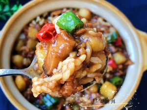 香菇土豆肉沫拌饭做法,咖喱香菇土豆鸡肉拌饭