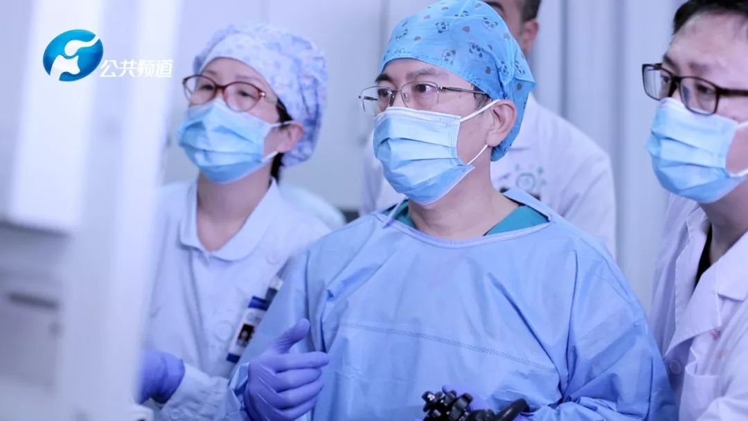 郑大一附院消化病院院长刘冰熔和他的NOTES技术：为国争光何惧苦累！