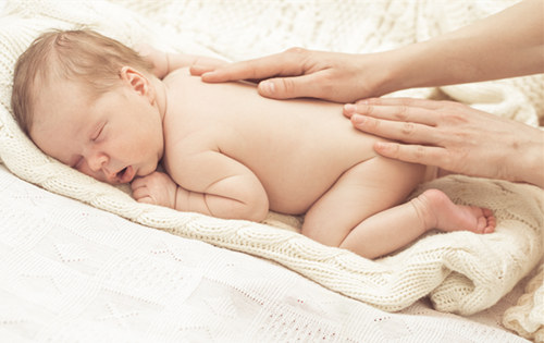 西安月嫂保姆育儿嫂哪家好,招聘保姆月嫂育婴师育儿嫂