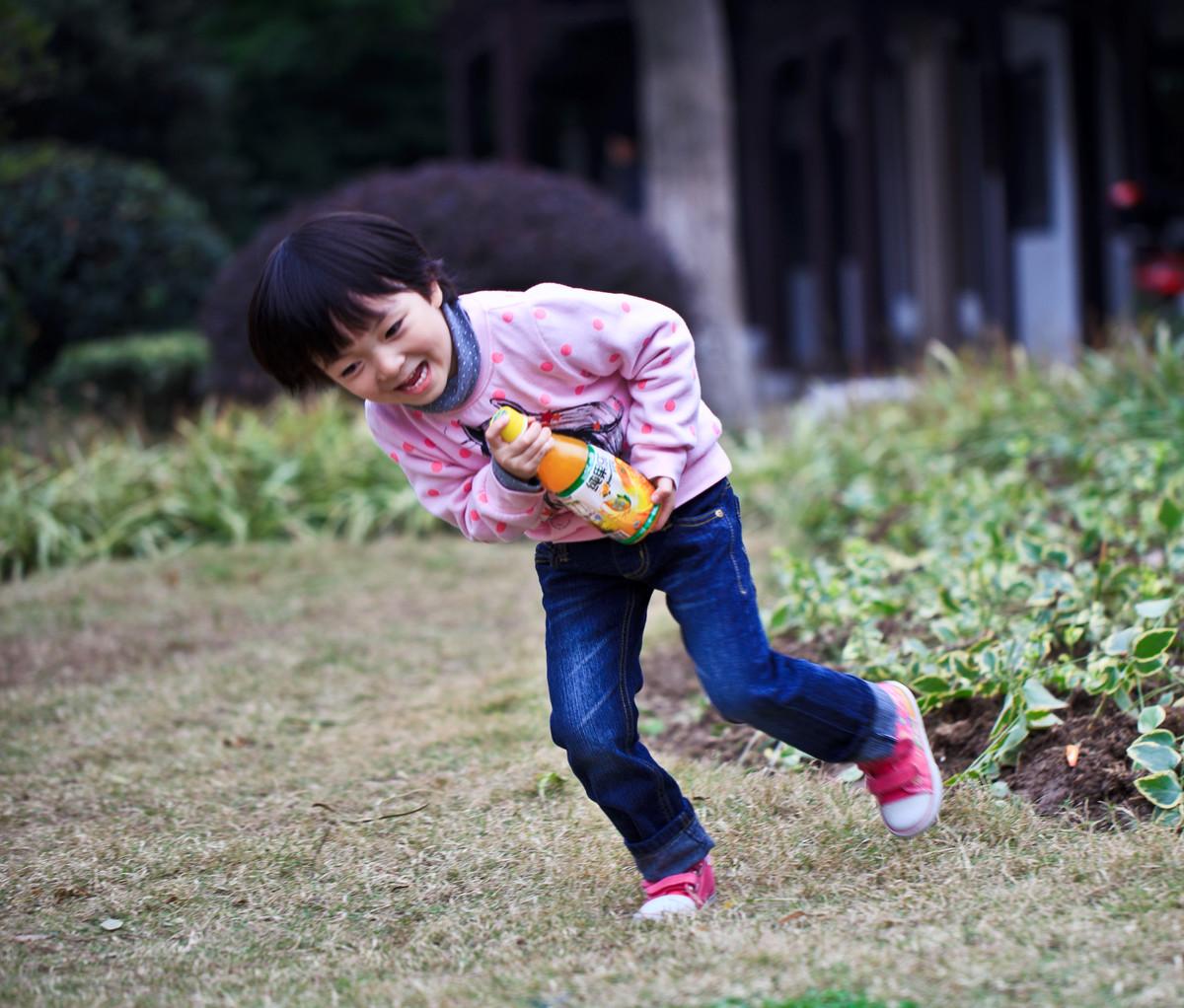 贪玩不自律不爱学习的孩子怎么教,如何让孩子贪玩不想学