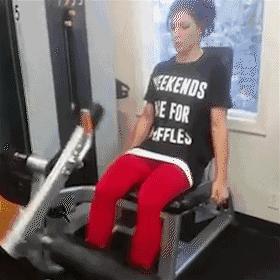 健身房保洁阿姨为什么那么有实力,健身房保洁阿姨肌肉