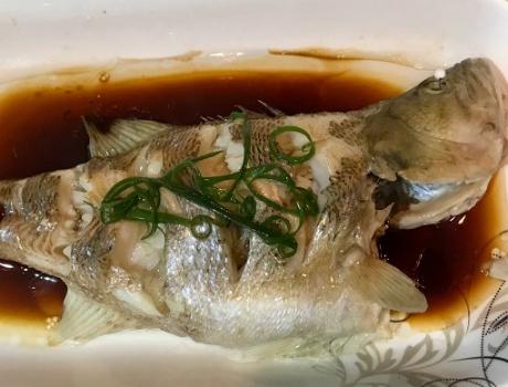 最简单的清蒸鲈鱼做法要不要放盐,清蒸鲈鱼不放盐的最正宗的做法