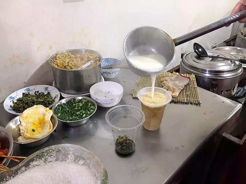 海小、曙光中学、二中……宁波这5所学校边上的老底子早餐，很多人毕业了还念念不忘……