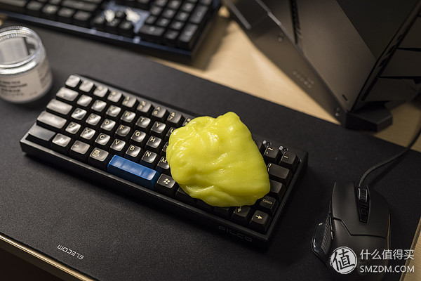 怎么清理笔记本电脑的灰尘,笔记本电脑太慢了怎么清理