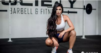 女的腹肌训练方法7天八块腹肌,练腹肌视频三天练出腹肌