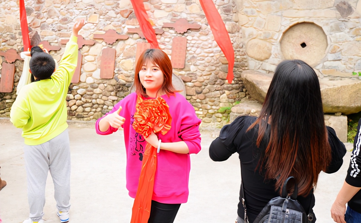 南昌梅岭曼山谷景区攻略,南昌梅岭曼山谷自驾游攻略