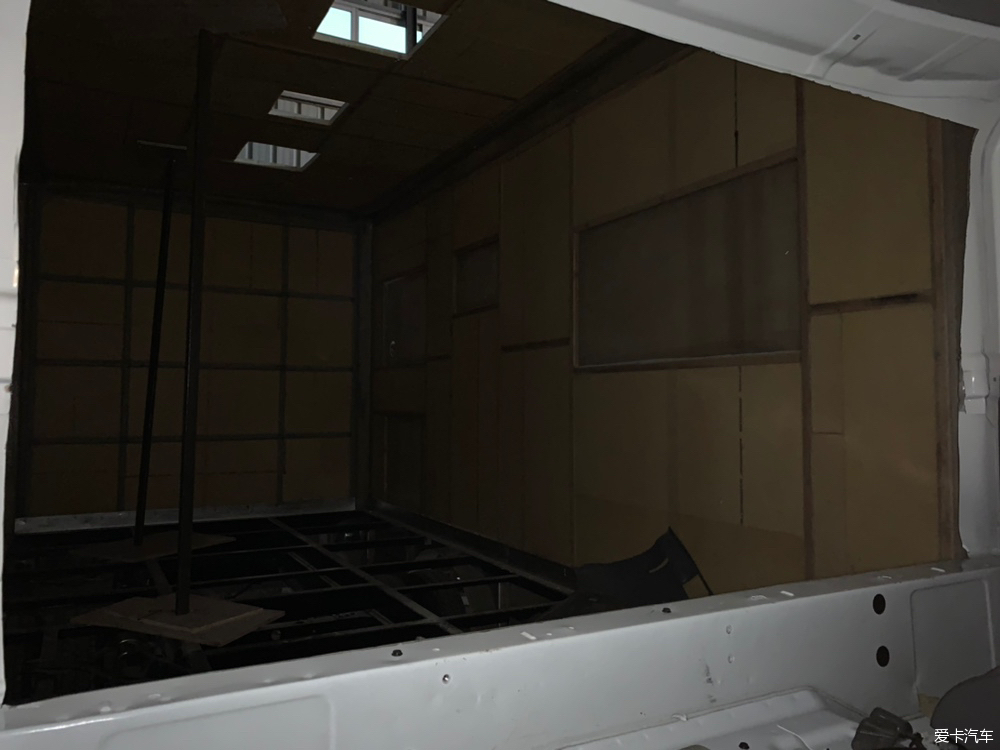 2.0t发动机搭载爱信8at变速箱suv,3.0t柴油v6发动机8at变速箱的车