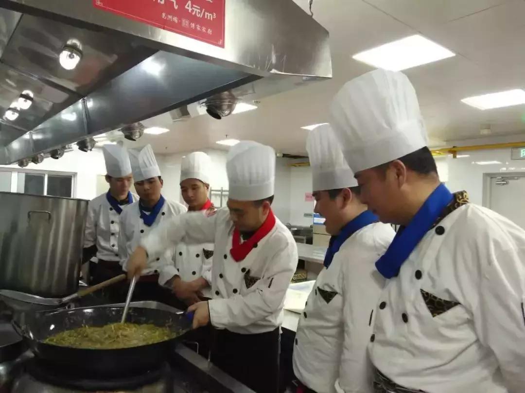 想开一家小型餐馆怎么做,想开一家餐厅怎么开店