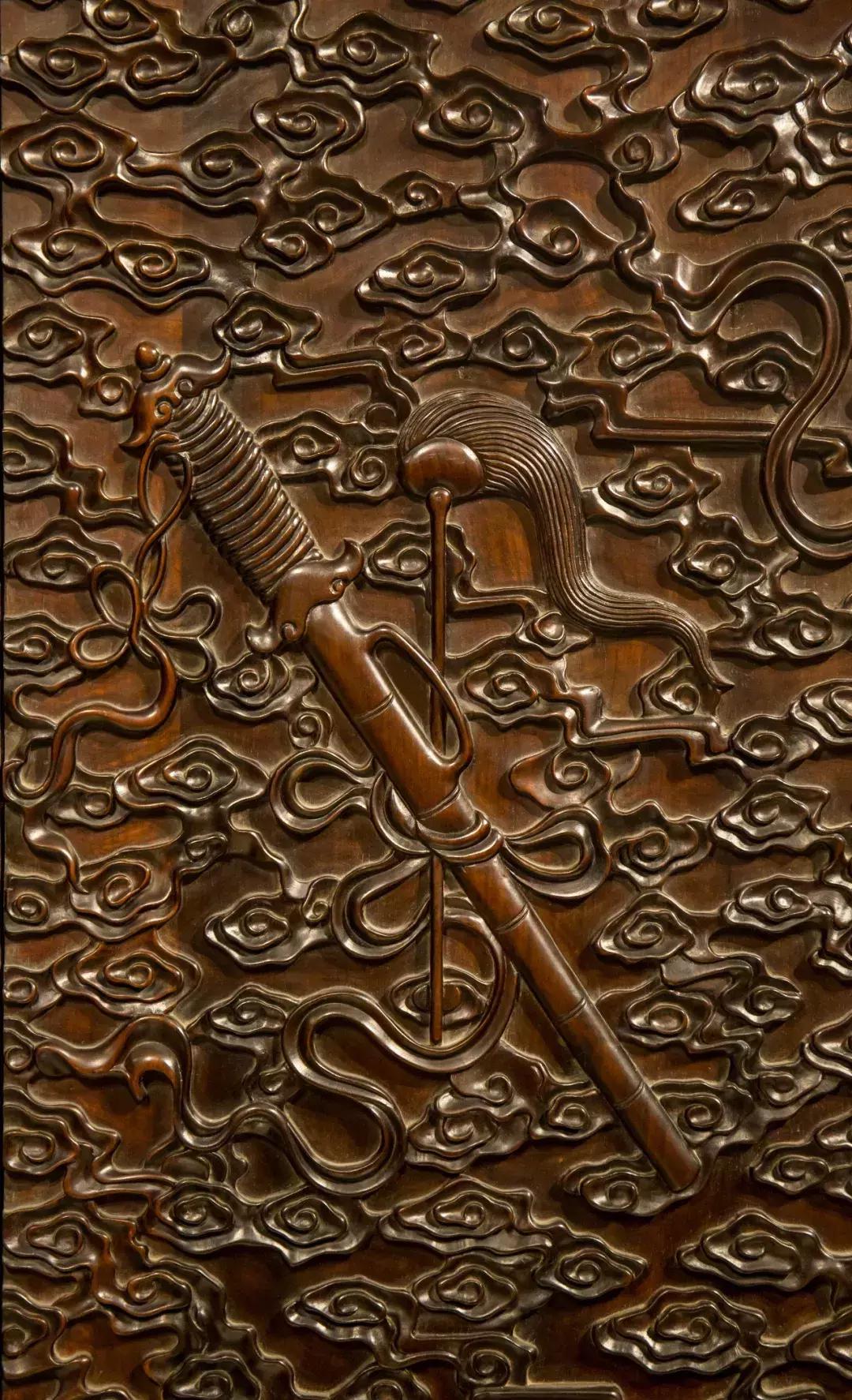 重器解析：紫檀八宝八仙纹大四件柜