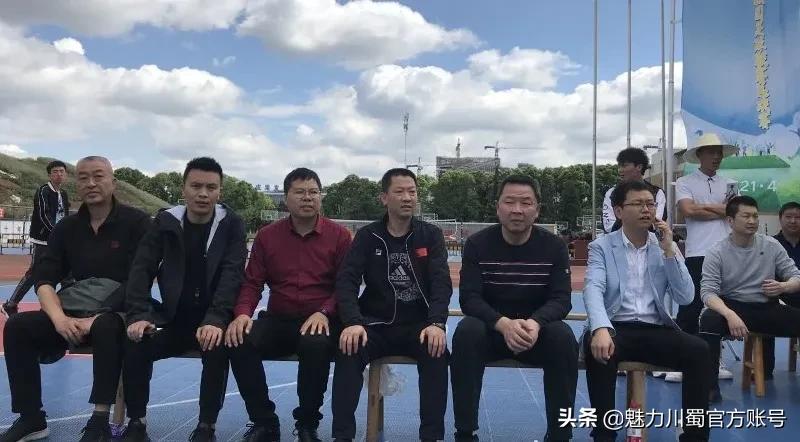 绵阳中学vs南山中学足球,四川绵阳南山中学足球全国四强