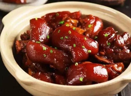 炖猪蹄怎么做不骚,炖猪蹄怎么做才香