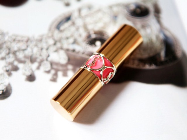 最新款ysl口红推荐,迪奥口红和ysl口红哪个好