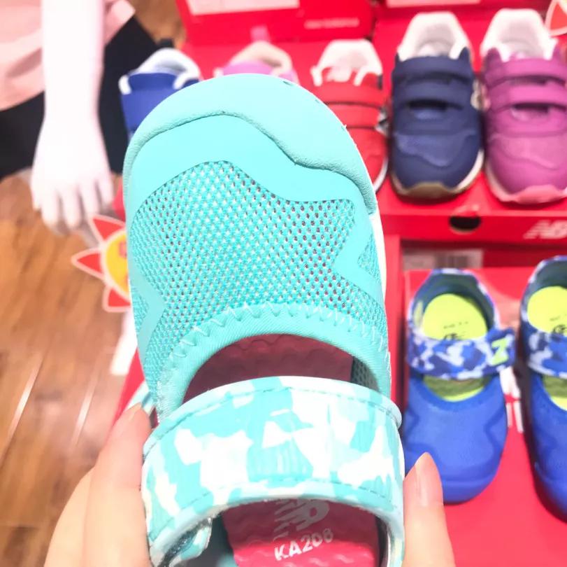 儿童凉鞋软底什么牌子好,儿童凉鞋哪种鞋底舒服