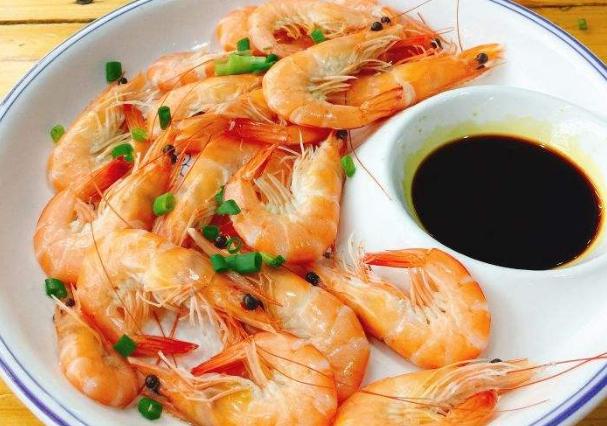 大虾怎么煮又嫩又好吃,白灼大虾煮出来有腥味怎么弄