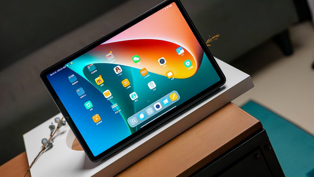 64G、单边扬声器和没高刷的iPad？不好意思，我选择小米5Pro