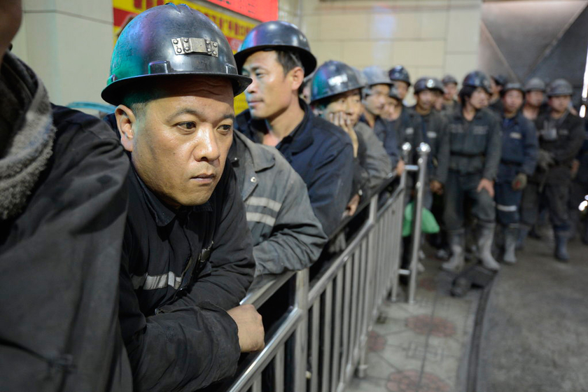 煤矿工人越来越难干怎么办,煤矿工人工作如何