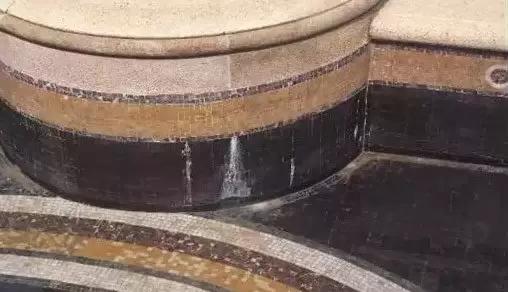 室外地面石材泛碱怎么办,水景石材泛碱如何处理