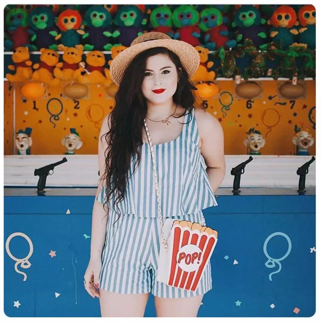 夏天穿蓝色短裤上衣穿什么好看,夏天哪几种短裤不要穿