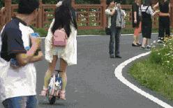 开心一刻gif搞笑动图,搞笑gif段子看起来能量满满