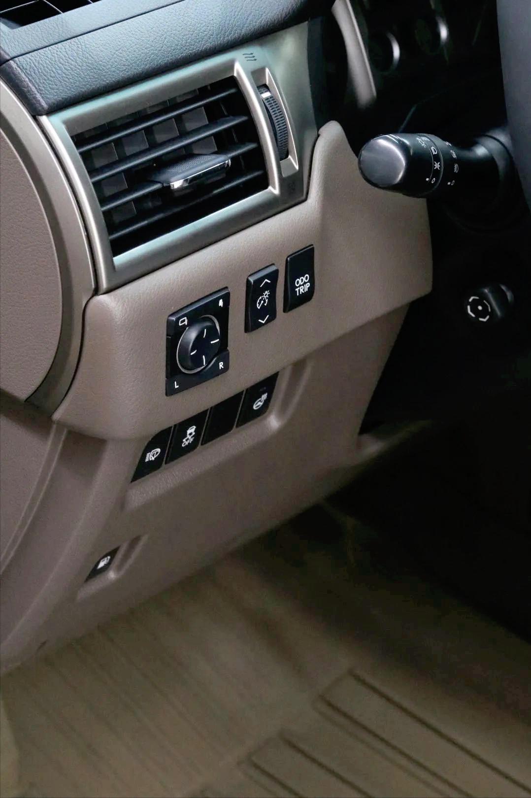 怪兽修车翻新奥迪q7,怪兽修车翻新视频