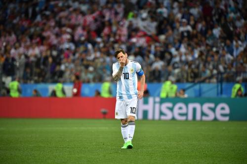 抨击梅西,批判梅西