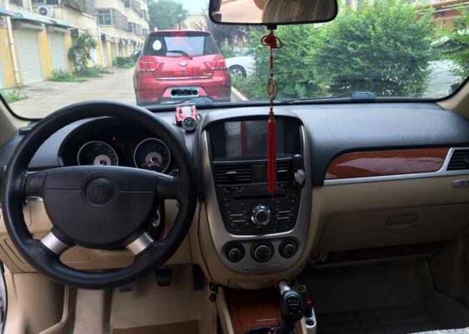 亲戚的旧车要一万块钱卖给我,19年的凯越卖五万