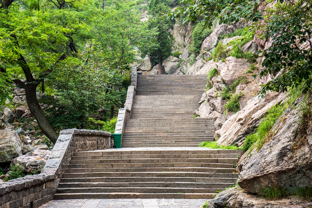 渭南和*安泰**在哪里?很多人说不出准确答案,但华山和泰山如雷贯耳