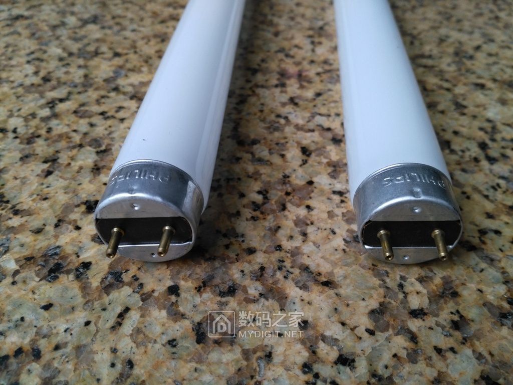 飞利浦一体日光灯拆解,飞利浦飞凡灯管维修