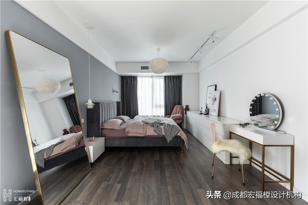 跃层意式极简风背景墙,北欧风电视背景墙小户型