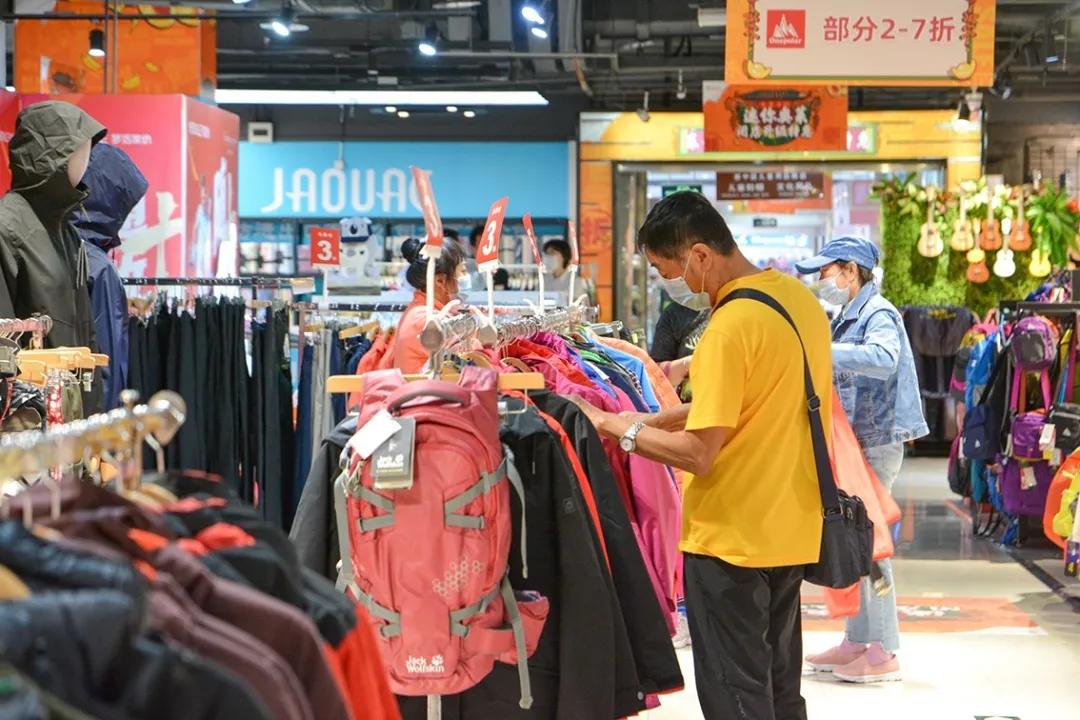 王府井大街东安市场,王府井步行街东安市场