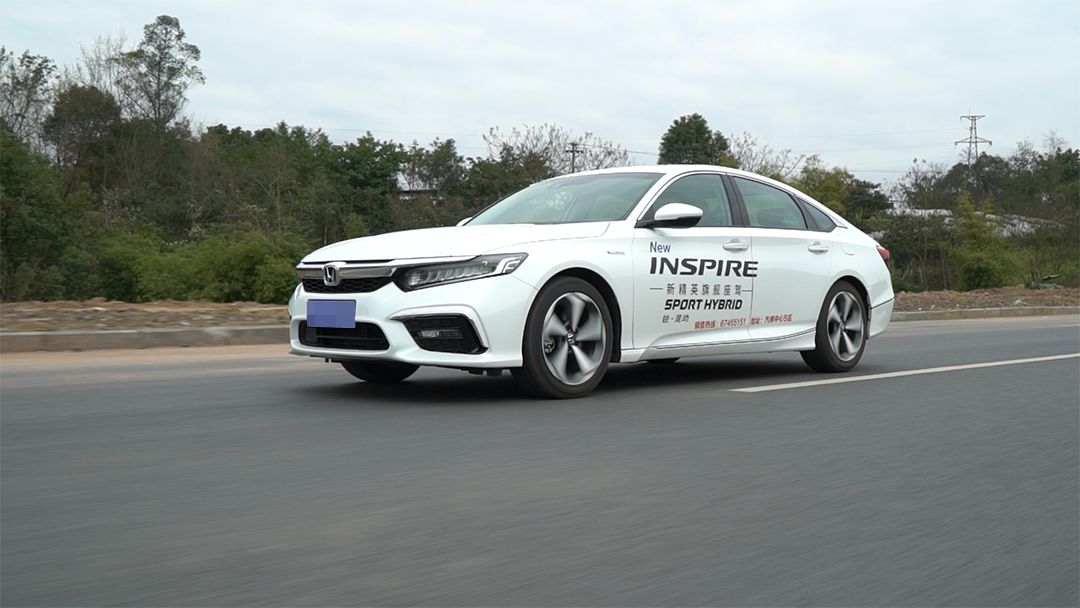 雅阁凯美瑞inspire混动对比视频,混动凯美瑞和混动雅阁怎么选