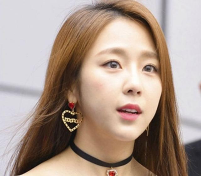 宋慧乔韩剧中的耳饰,宋慧乔同款三圈耳环