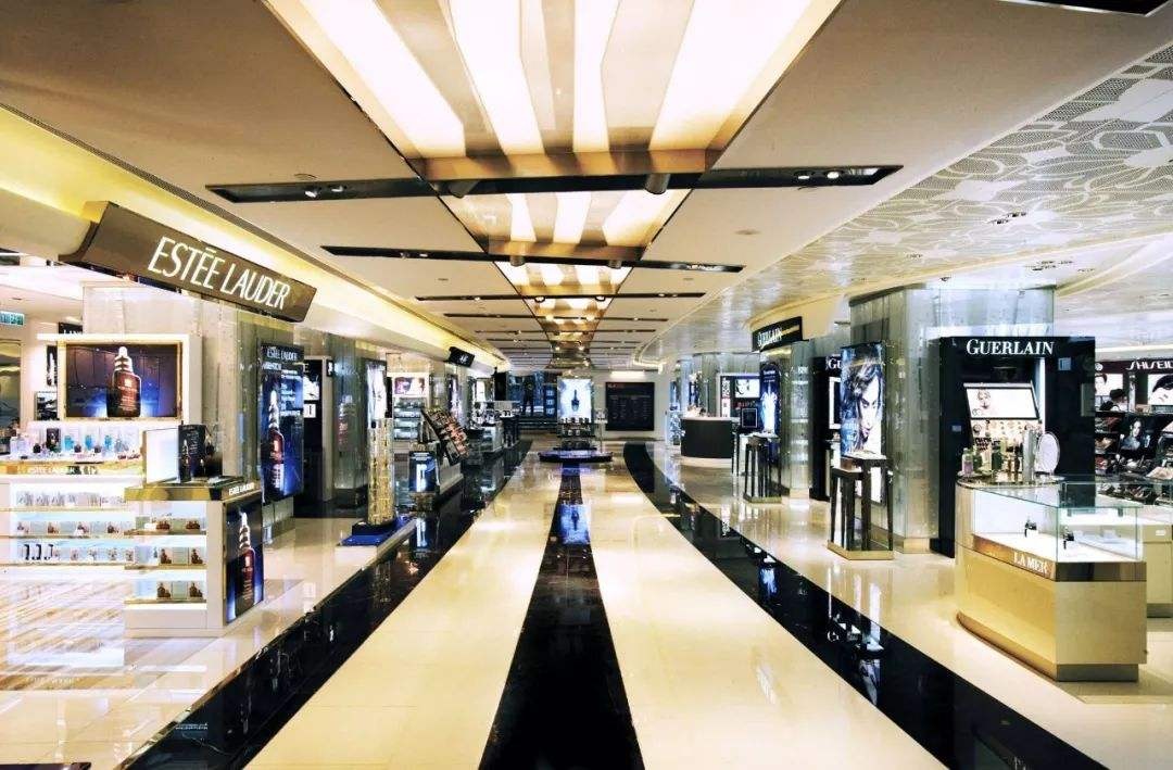 陪伴了樟宜机场38年的DFS即将落幕！下面入主新加坡机场的是谁？