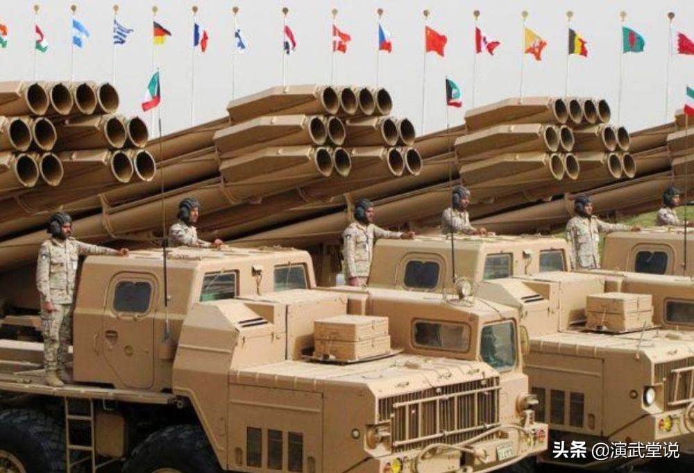 俄罗斯20秒火箭炮发射视频,俄罗斯新型飓风火箭炮