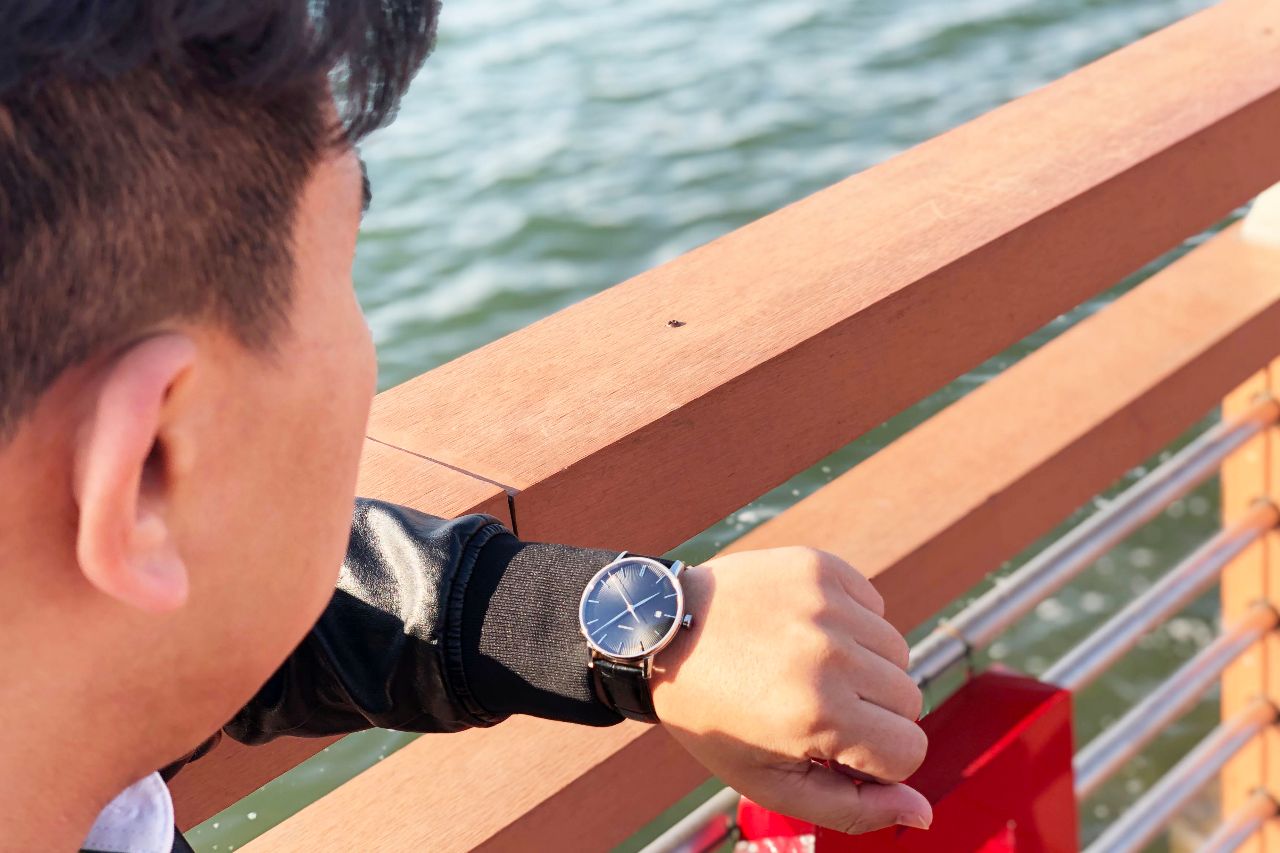 轻派机械表不同场合不同的你