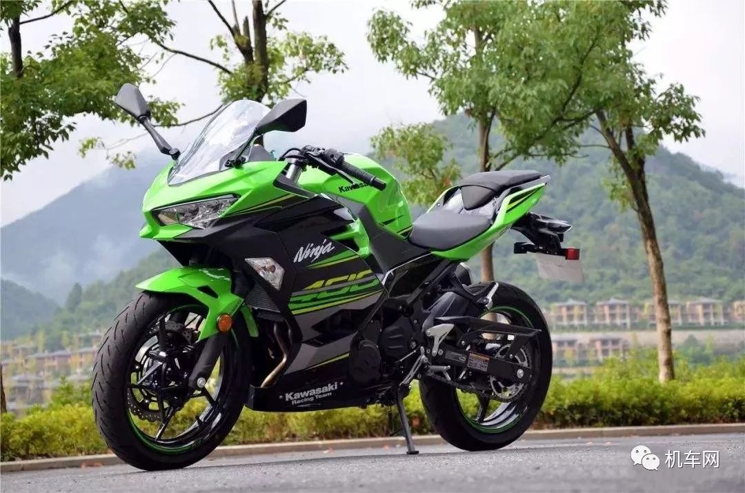 铃木400cc跑车,400cc以下车型