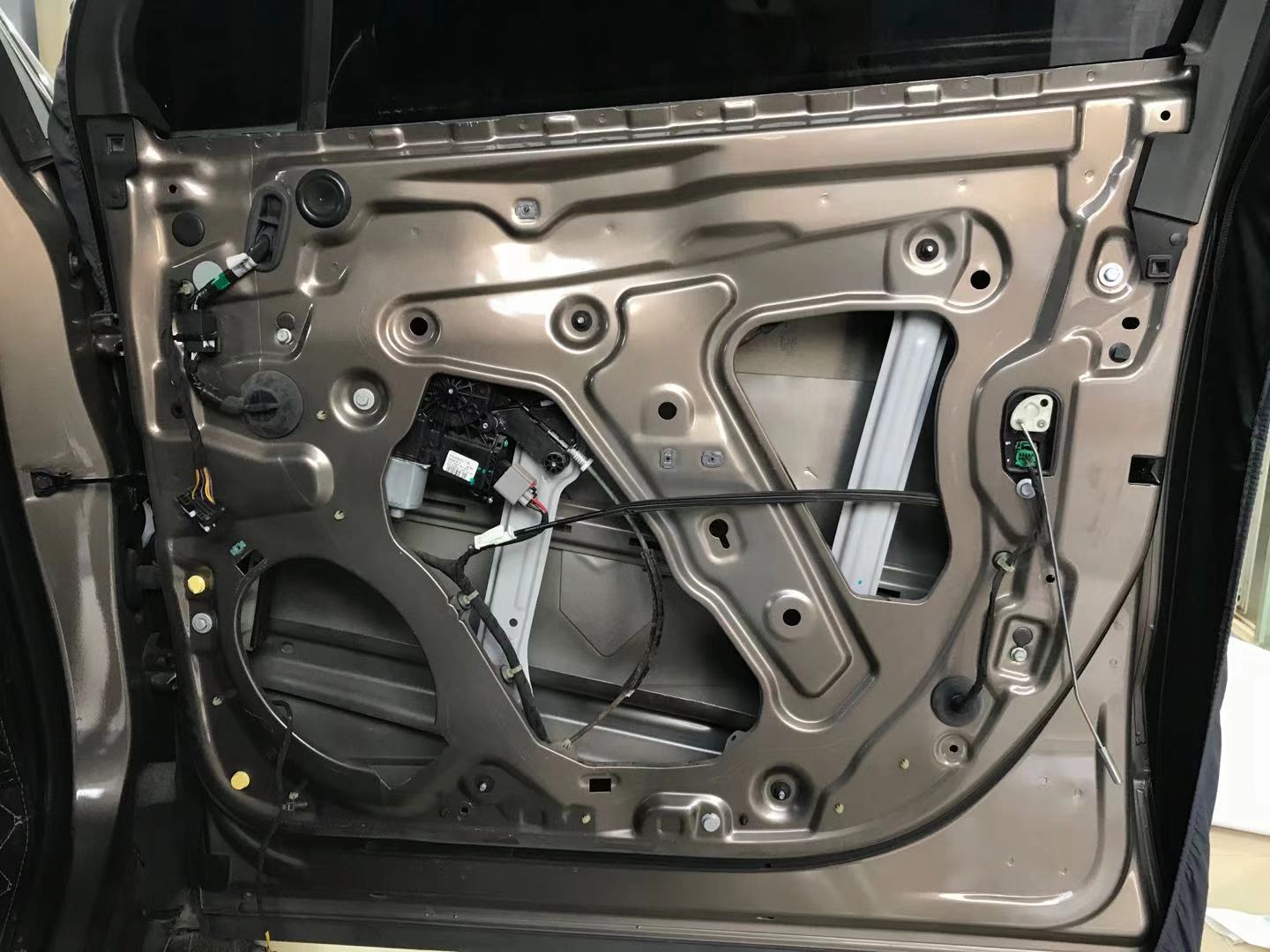 昂科威用什么牌子的音响,昂科威plus音响改装升级价格